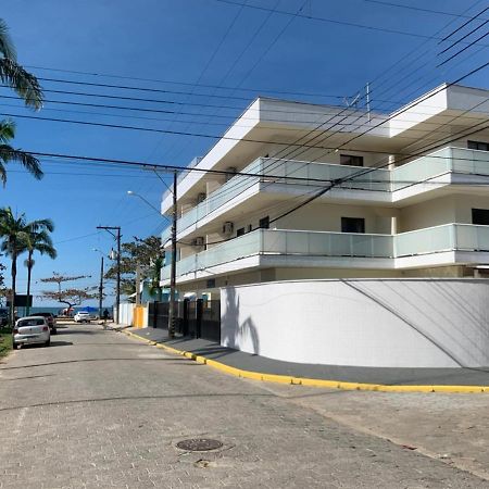 Apartamento A 30 Metros Da Praia Das Toninhas Ubatuba Exterior foto